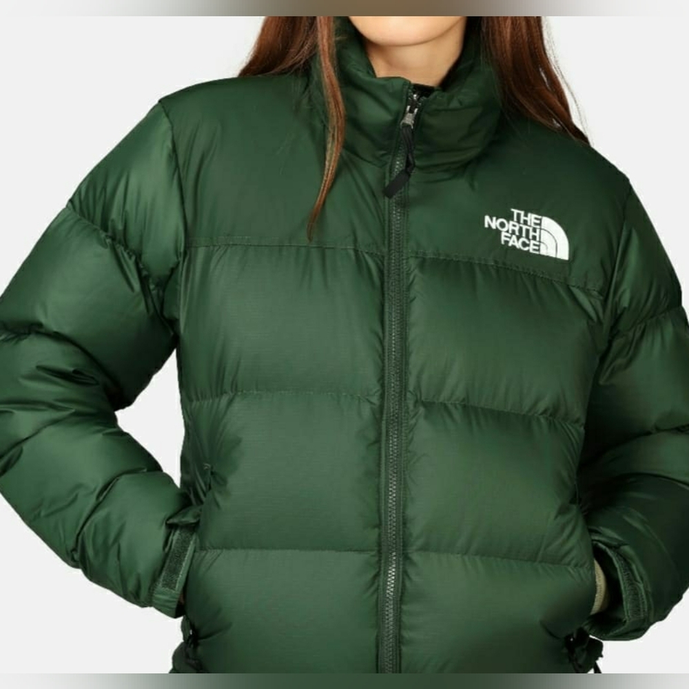 Limited Price Drop-North Face Women's 1996 Retro Nuptse Jacket Pine Needle Small